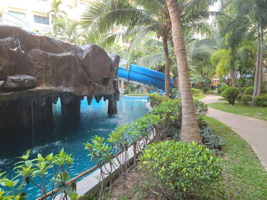 Laguna Beach Resort 2-Have Tub Loft Room Jomtien Beach Exterior photo